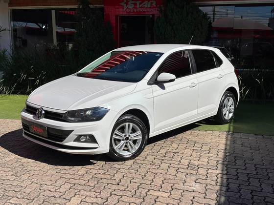 VOLKSWAGEN POLO 1.6 MSI TOTAL FLEX AUTOMÁTICO VOLKSWAGEN POLO 1.6 MSI TOTAL FLEX AUTOMÁTICO